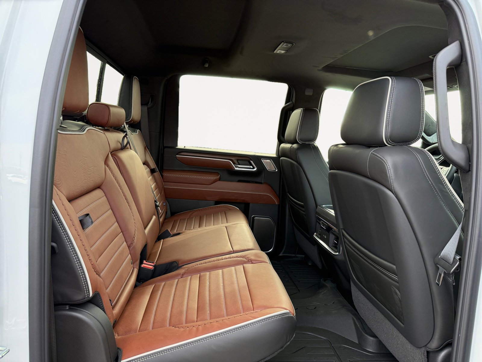 2025 Gmc Sierra 2500 HD Denali Ultimate photo 18
