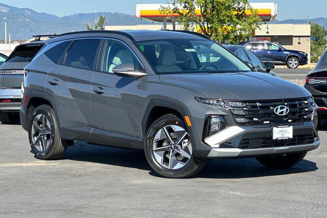2025 Hyundai Tucson SEL Convenience photo 2