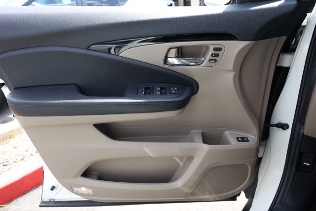 2019 Honda Pilot Touring photo 22