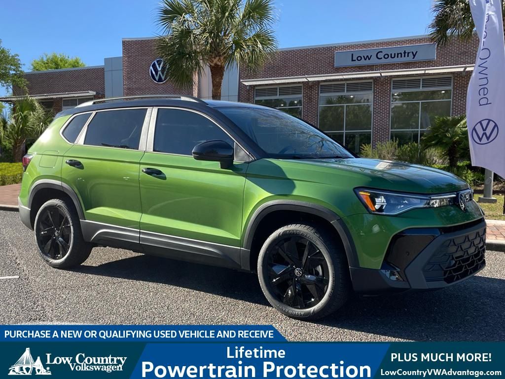 2026 Volkswagen Taos SE Black's photo