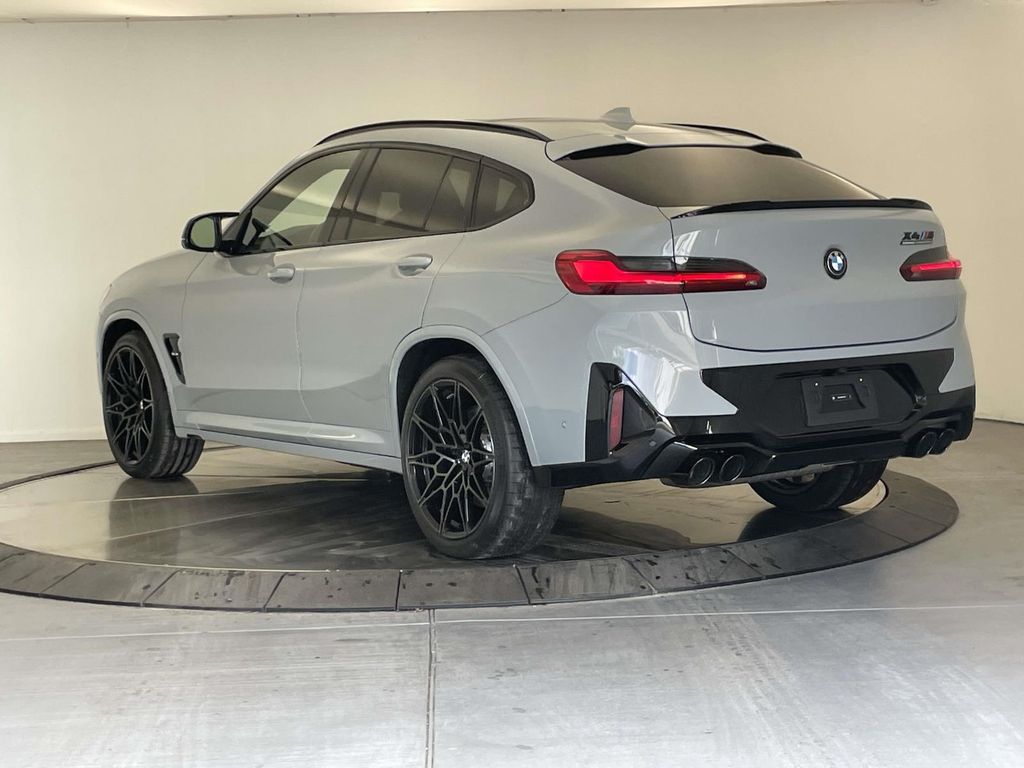 2025 Bmw X4 photo 3