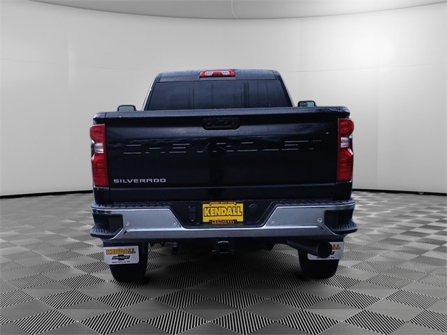 2025 Chevrolet Silverado 3500HD photo 4