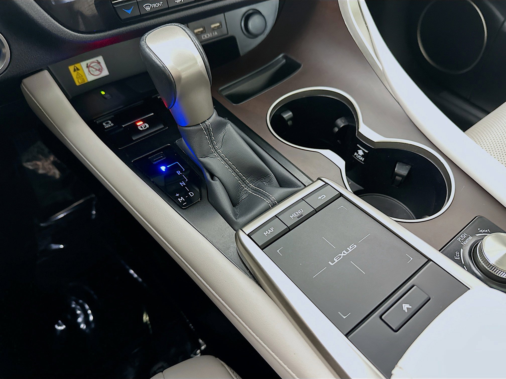 2022 Lexus RX 350 photo 17