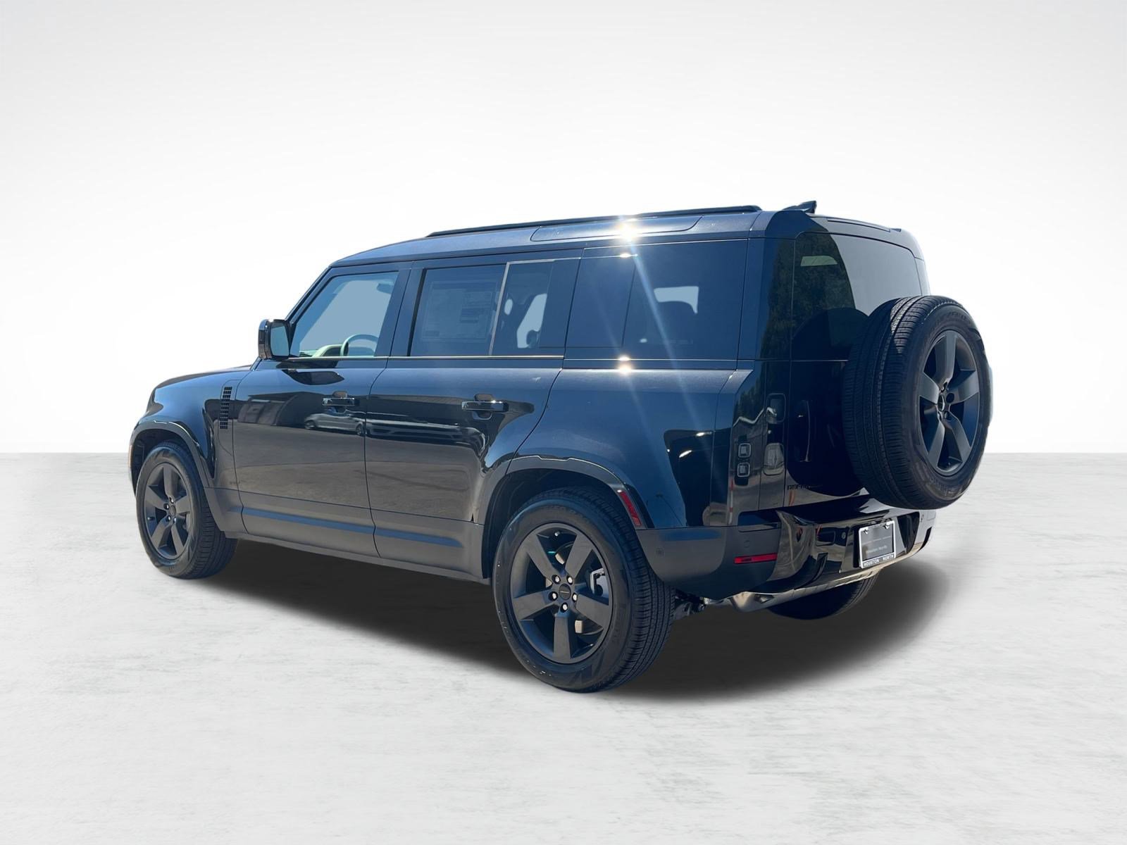 2026 Land Rover Defender 110 S photo 3