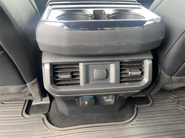 2024 Ford F-150 XLT photo 17