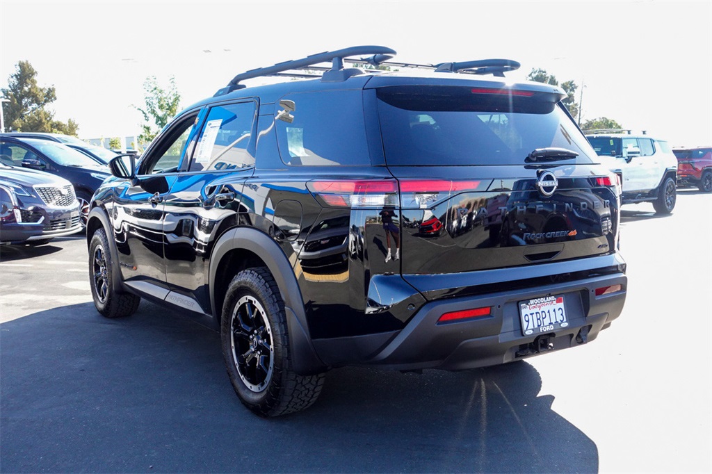 2025 Nissan Pathfinder Rock Creek photo 6