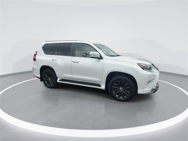 2020 Lexus GX 460 Luxury photo 2