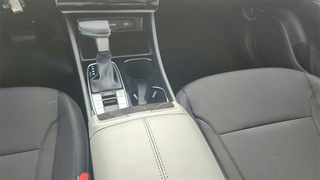 2024 Hyundai Tucson SE photo 14
