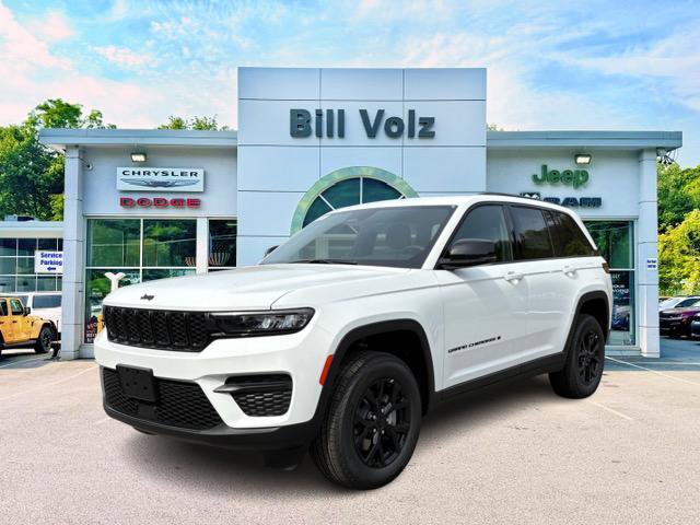 2025 Jeep Grand Cherokee Altitude's photo