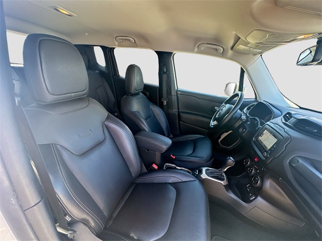2017 Jeep Renegade Limited photo 25