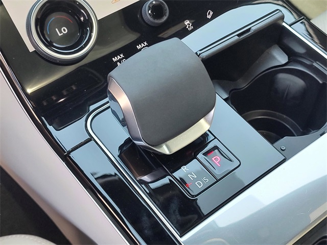 2023 Land Rover Range Rover Velar P400 HST photo 16