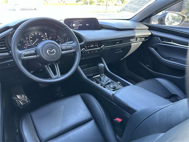 2019 Mazda Mazda3 Base photo 2