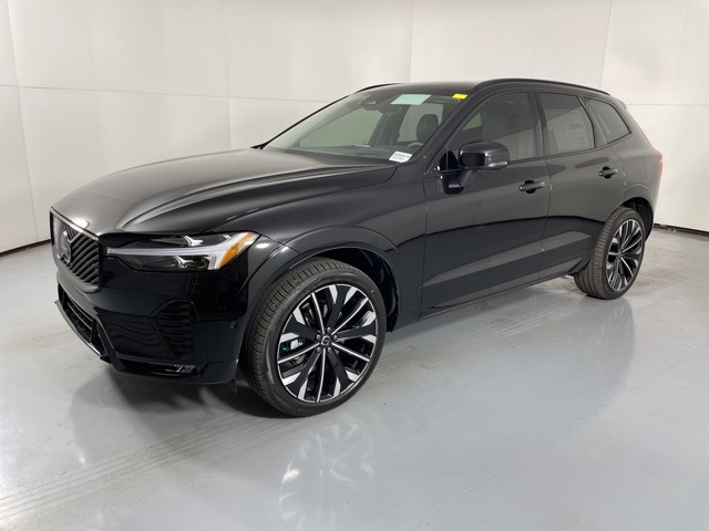 2026 Volvo XC60 photo 4