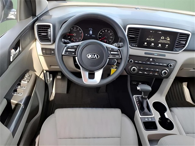 2022 Kia Sportage LX photo 4
