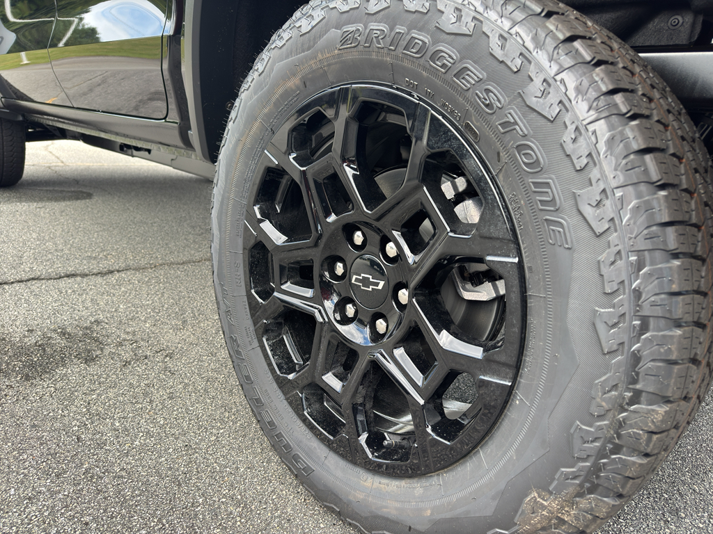 2026 Chevrolet Colorado Trail Boss photo 7