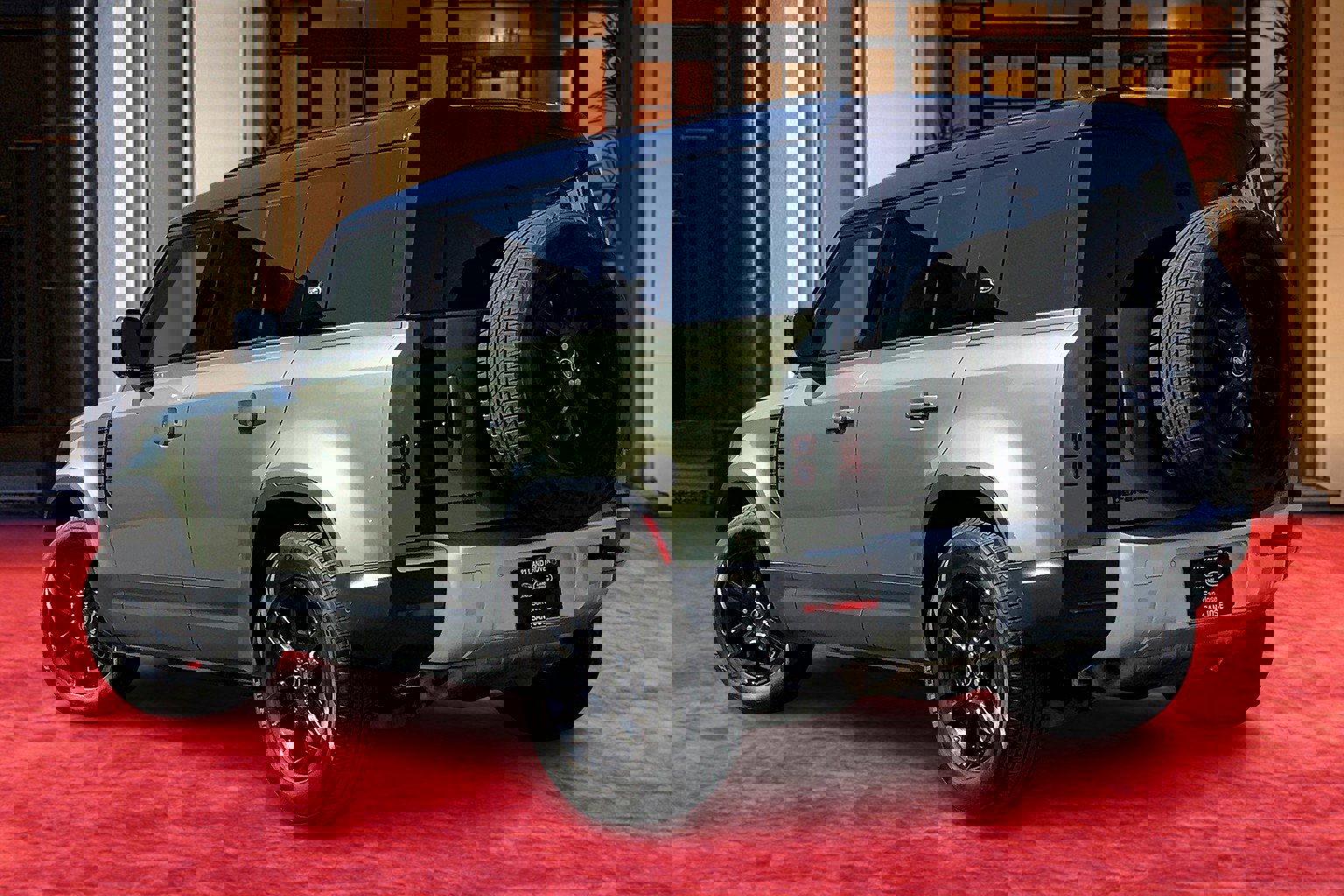 2021 Land Rover Defender 110 photo 9