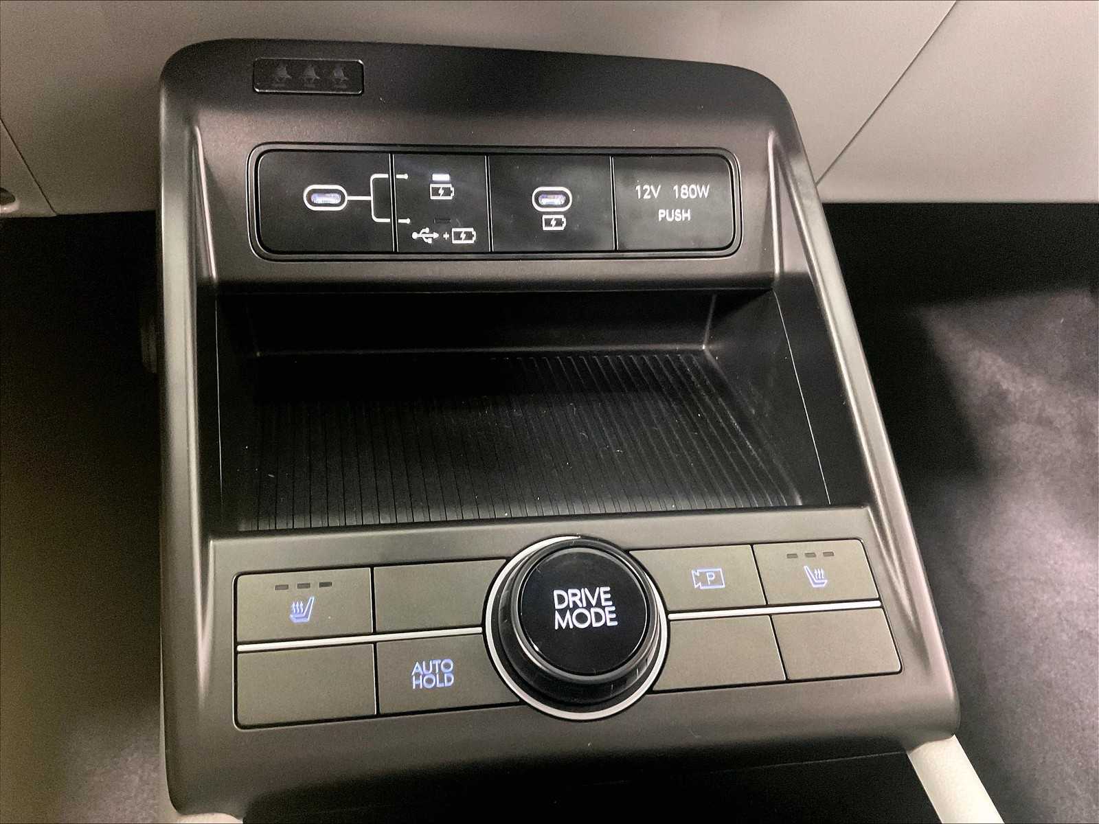 2024 Hyundai Kona Electric SEL photo 27