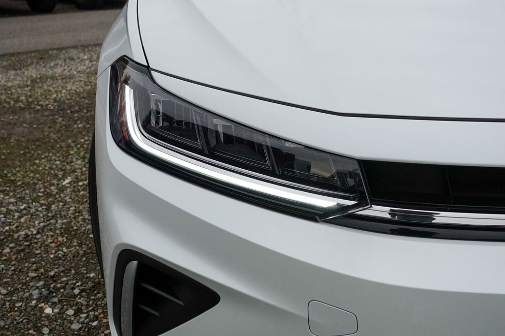 2026 Volkswagen Jetta 1.5T SE photo 3