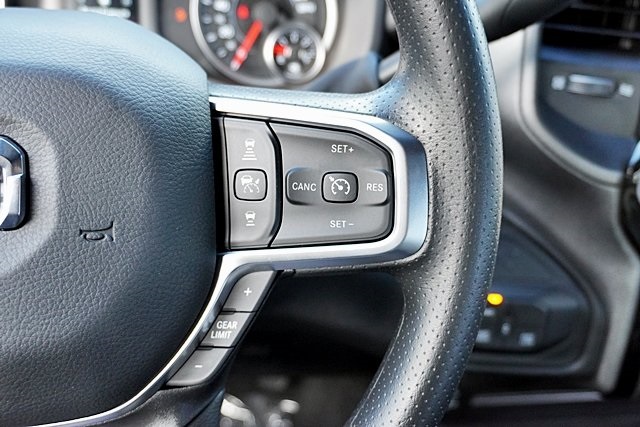 New 2026 Bright White Clear-Coat Exterior Paint RAM Tradesman image 43