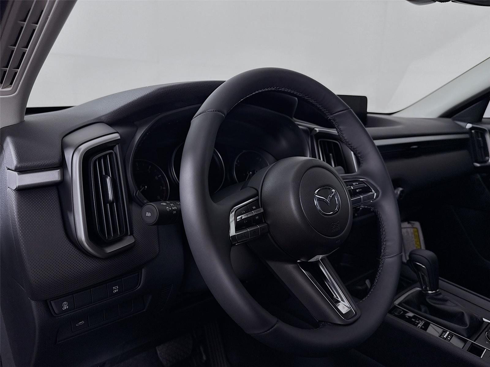 2025 Mazda CX-50 2.5 S Preferred photo 11