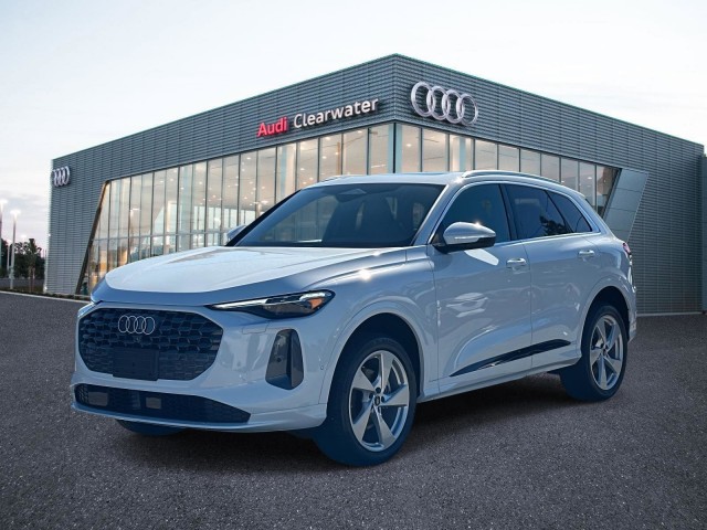 2025 Audi New Q5 Premium Plus's photo