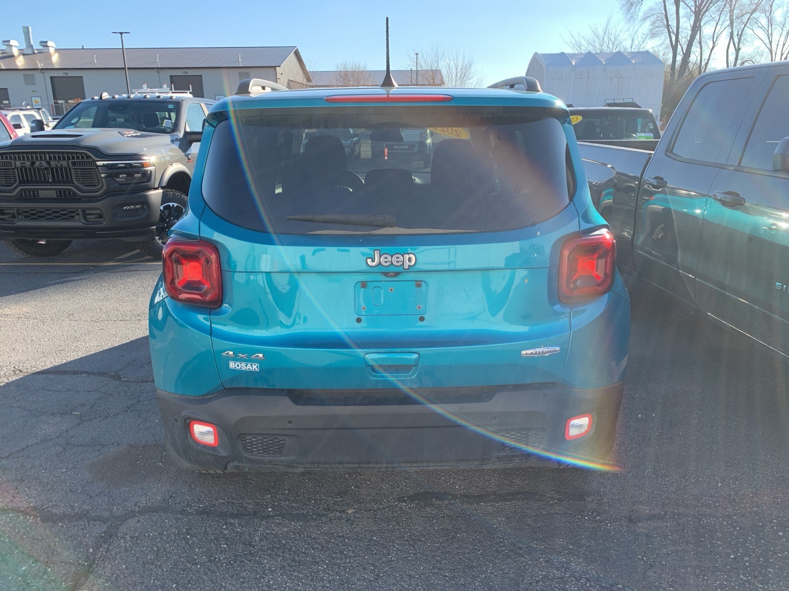 2021 Jeep Renegade Latitude photo 3