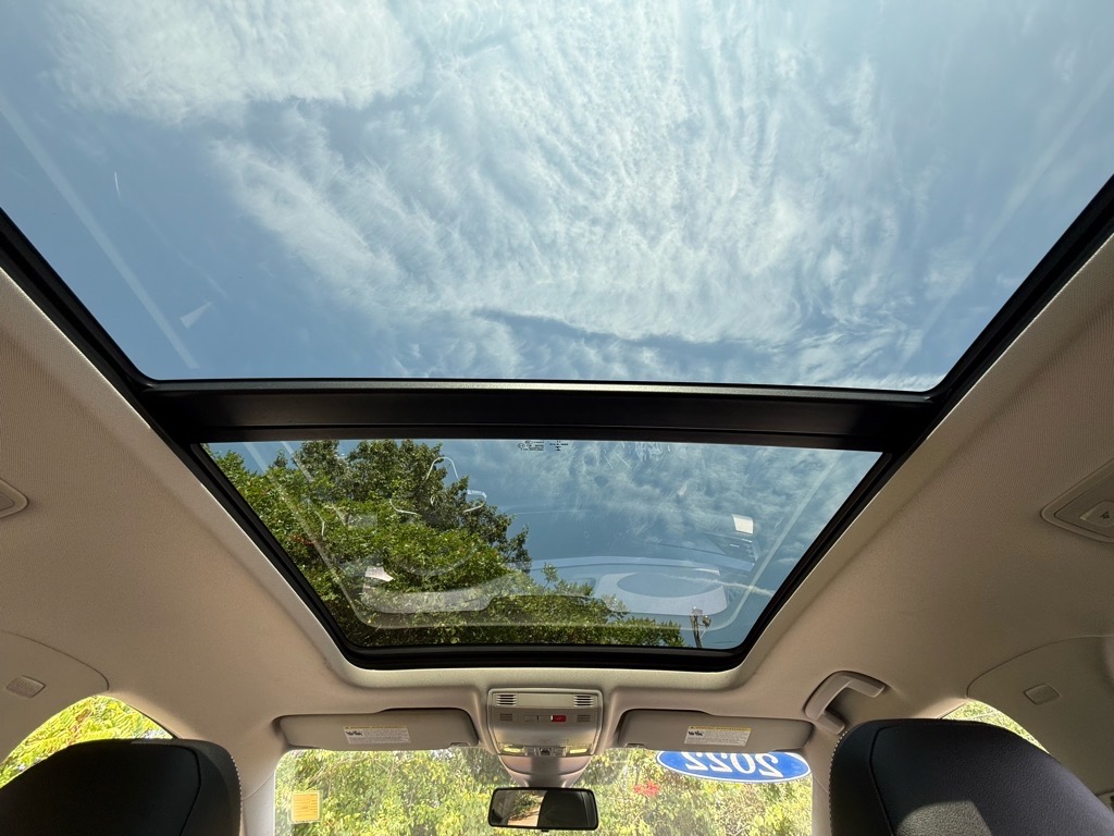 2022 Volkswagen Taos SE photo 24