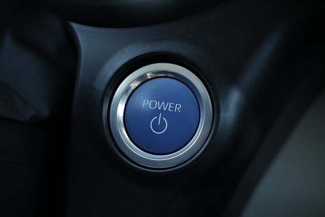 2024 Toyota Sienna XLE photo 40