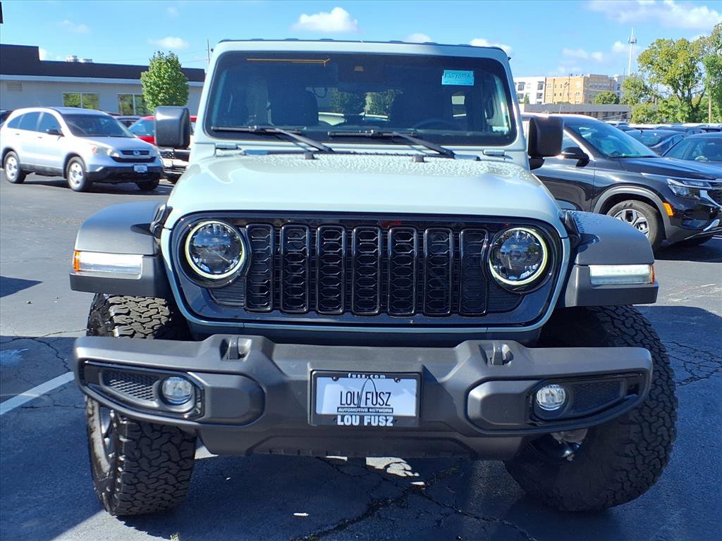 2024 Jeep Wrangler Willys photo 24