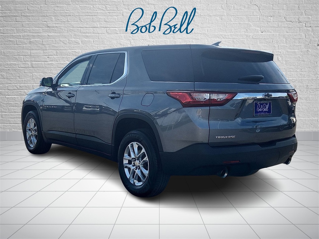 2020 Chevrolet Traverse LS photo 3