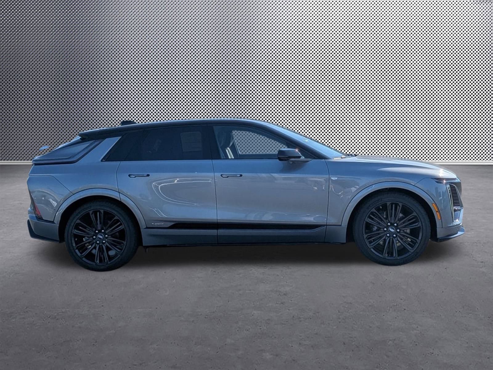 2026 Cadillac Lyriq photo 6