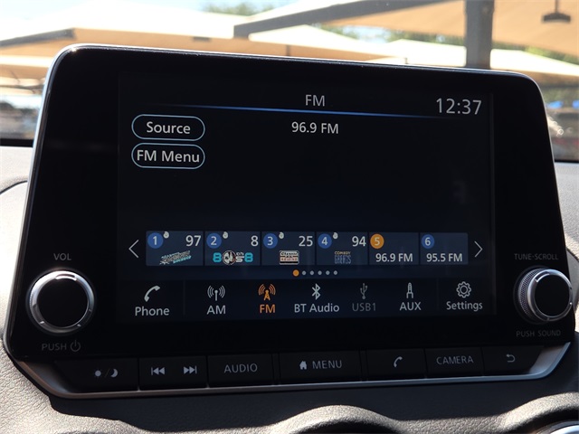 2023 Nissan Sentra SR photo 16