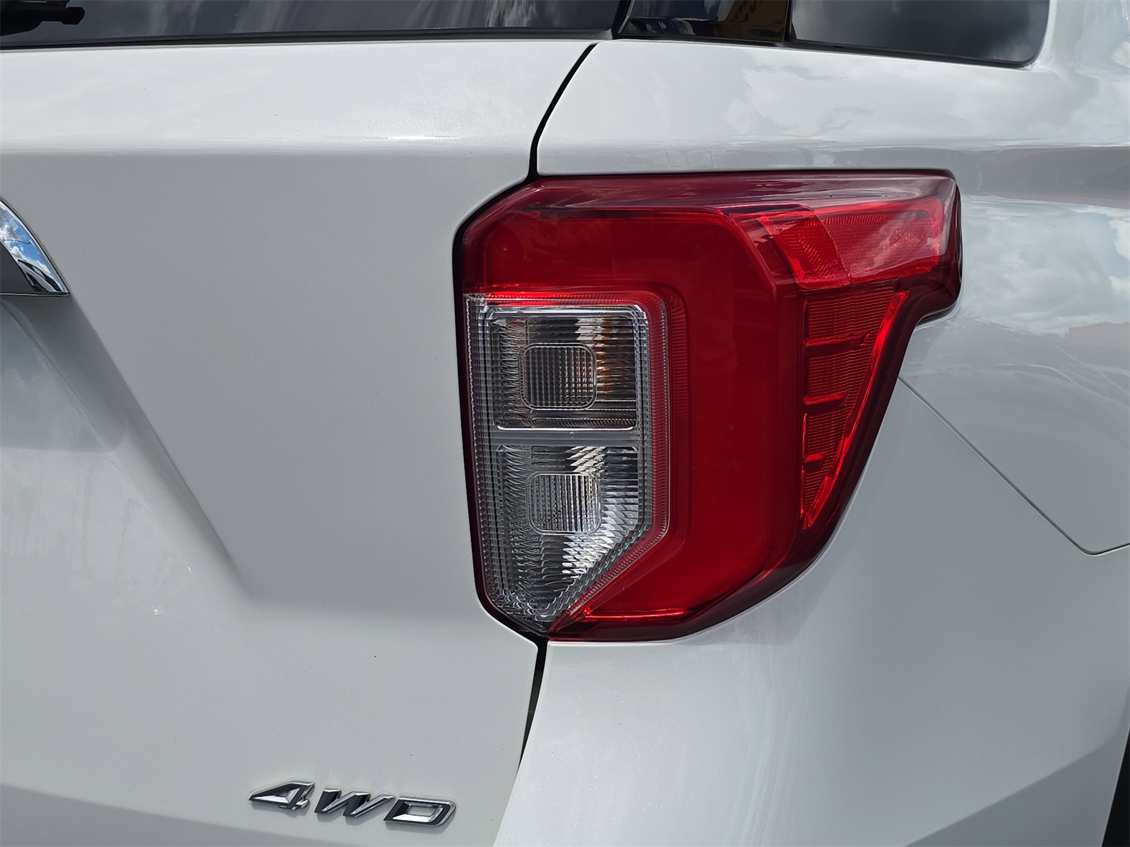 2022 Ford Explorer XLT photo 4