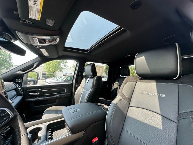 2025 Ram 2500 Laramie photo 24