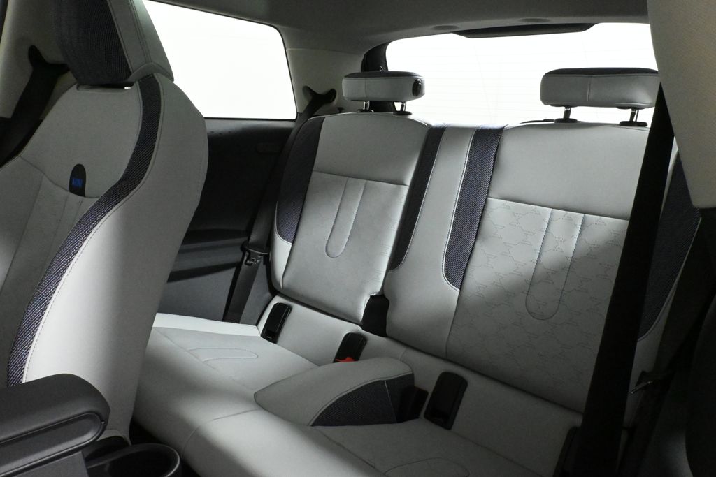 2025 Mini Cooper S Hardtop 2 Door photo 3