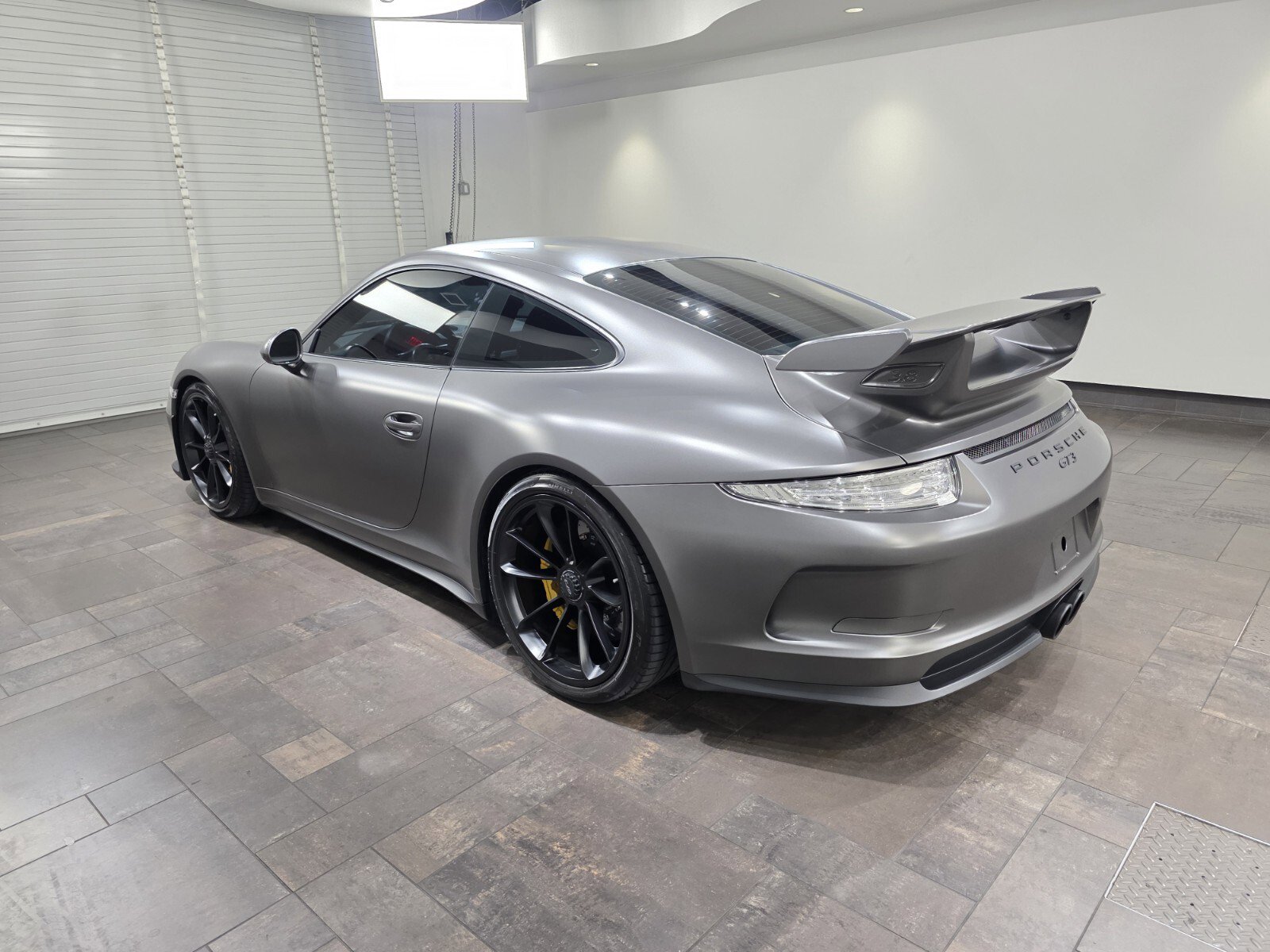2015 Porsche 911 GT3 Coupe photo 4