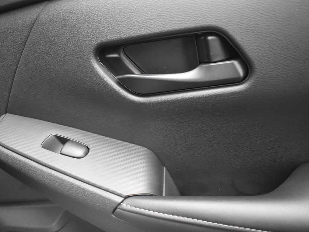 2025 Nissan Sentra SV photo 17