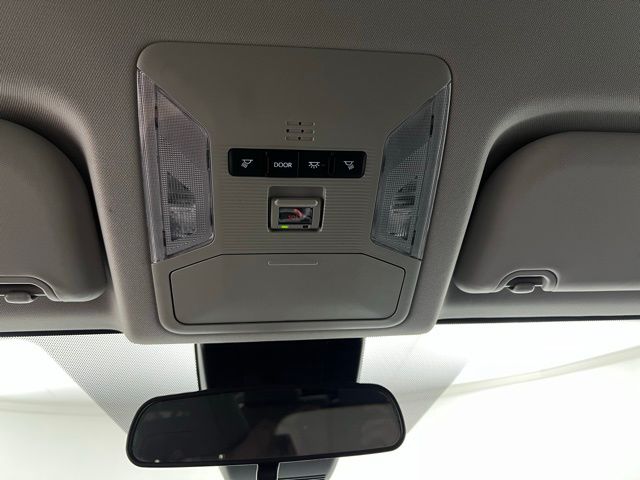 2024 Toyota RAV4 LE photo 27