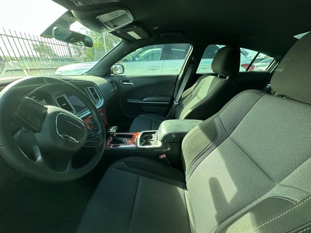 2020 Dodge Charger SXT photo 8