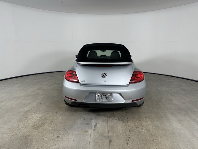 2014 Volkswagen Beetle TDI photo 8