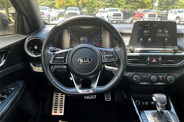 2020 Kia Forte GT-Line photo 8