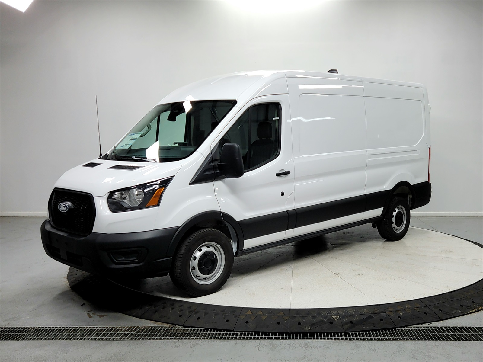 2026 Ford Transit Cargo Van photo 3