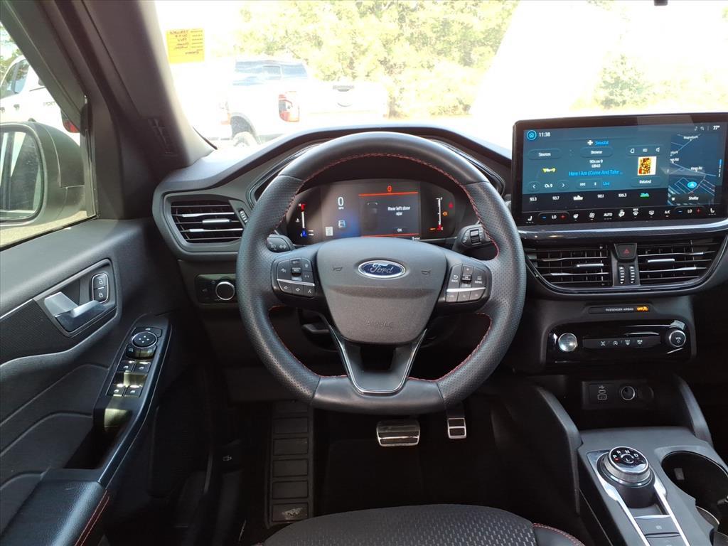 2024 Ford Escape ST-Line photo 24