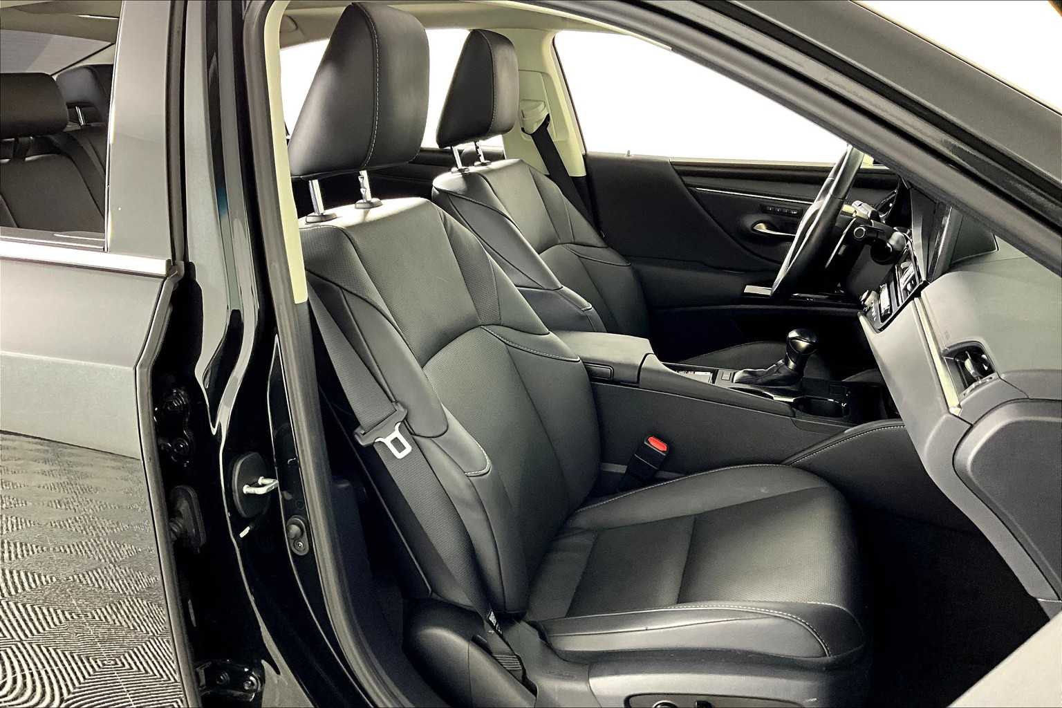 2023 Lexus ES Premium photo 8