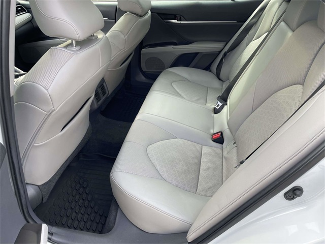 2021 Toyota Camry XSE photo 4