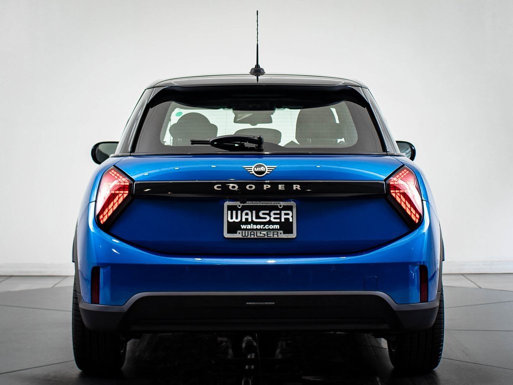 2026 Mini Cooper 4 Door Hardtop Signature photo 9