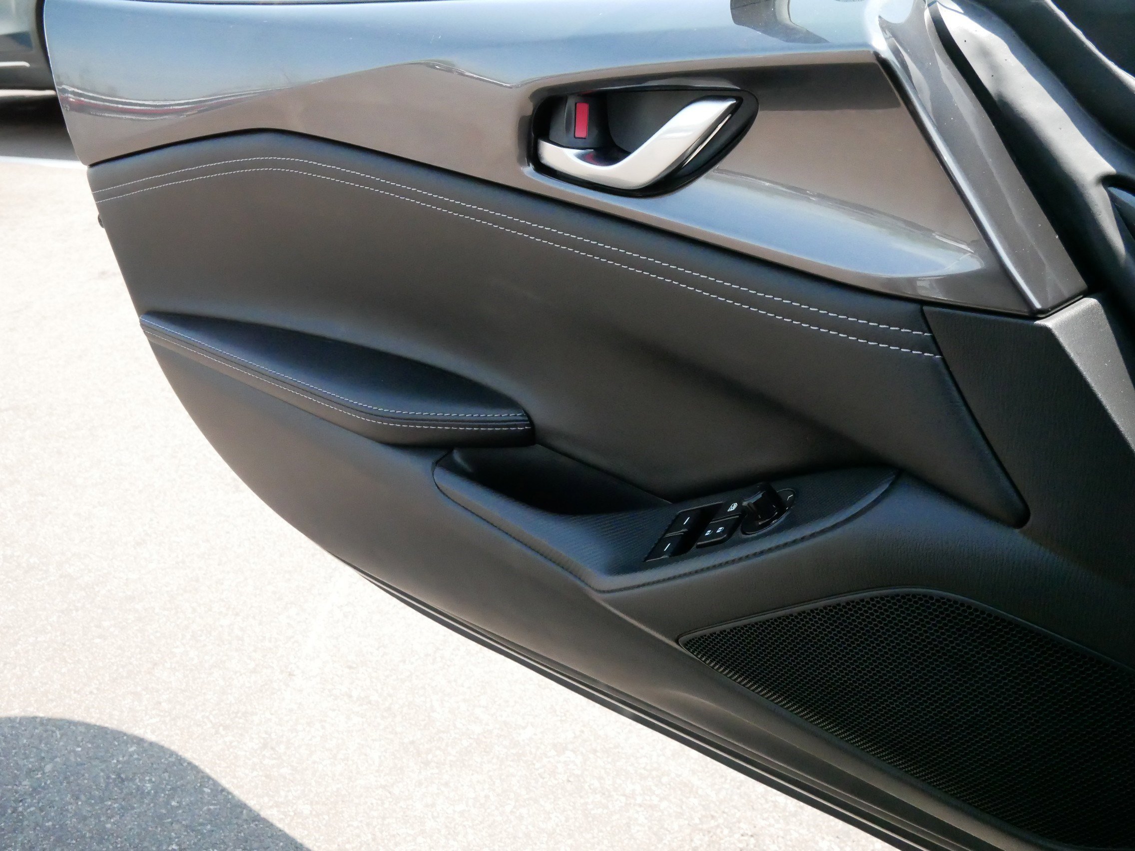 2024 Mazda MX-5 Miata Miata RF Grand Touring photo 25
