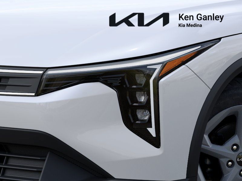 2025 Kia K4 LXS photo 7