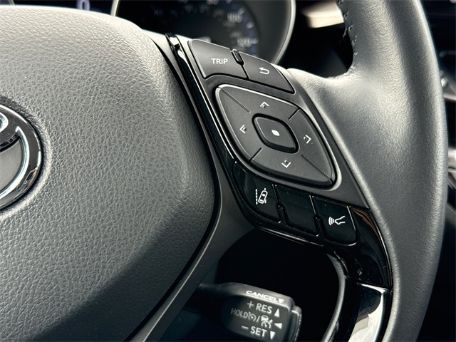 2022 Toyota C-HR Limited photo 25