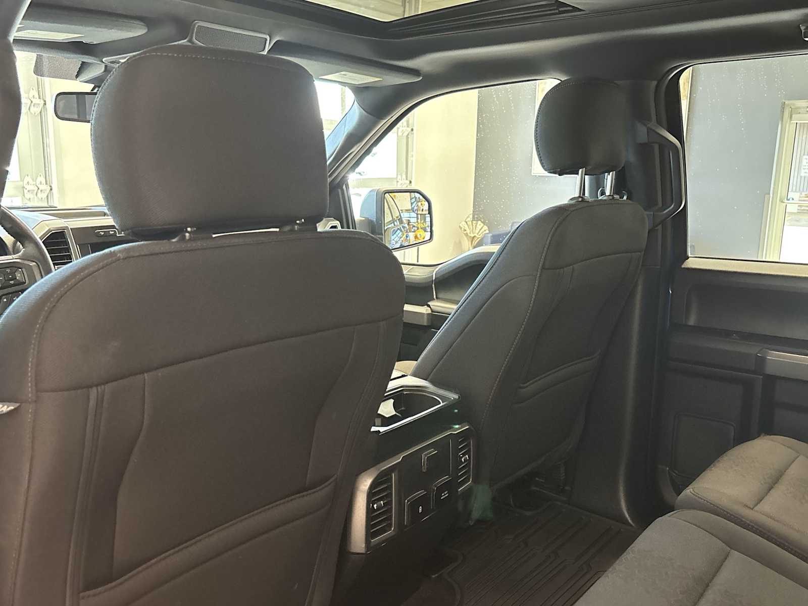 2019 Ford F-150 XLT photo 21